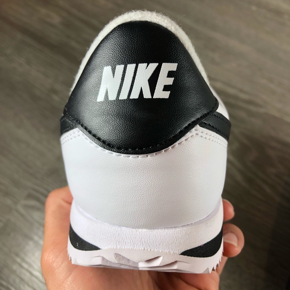 Nike Cortez Basic Leather NWT - Picture 3 of 7